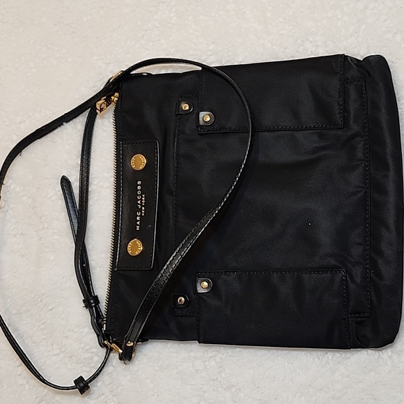 Marc Jacobs Preppy Nylon SIA Crossbody Bag - Picture 16 of 16